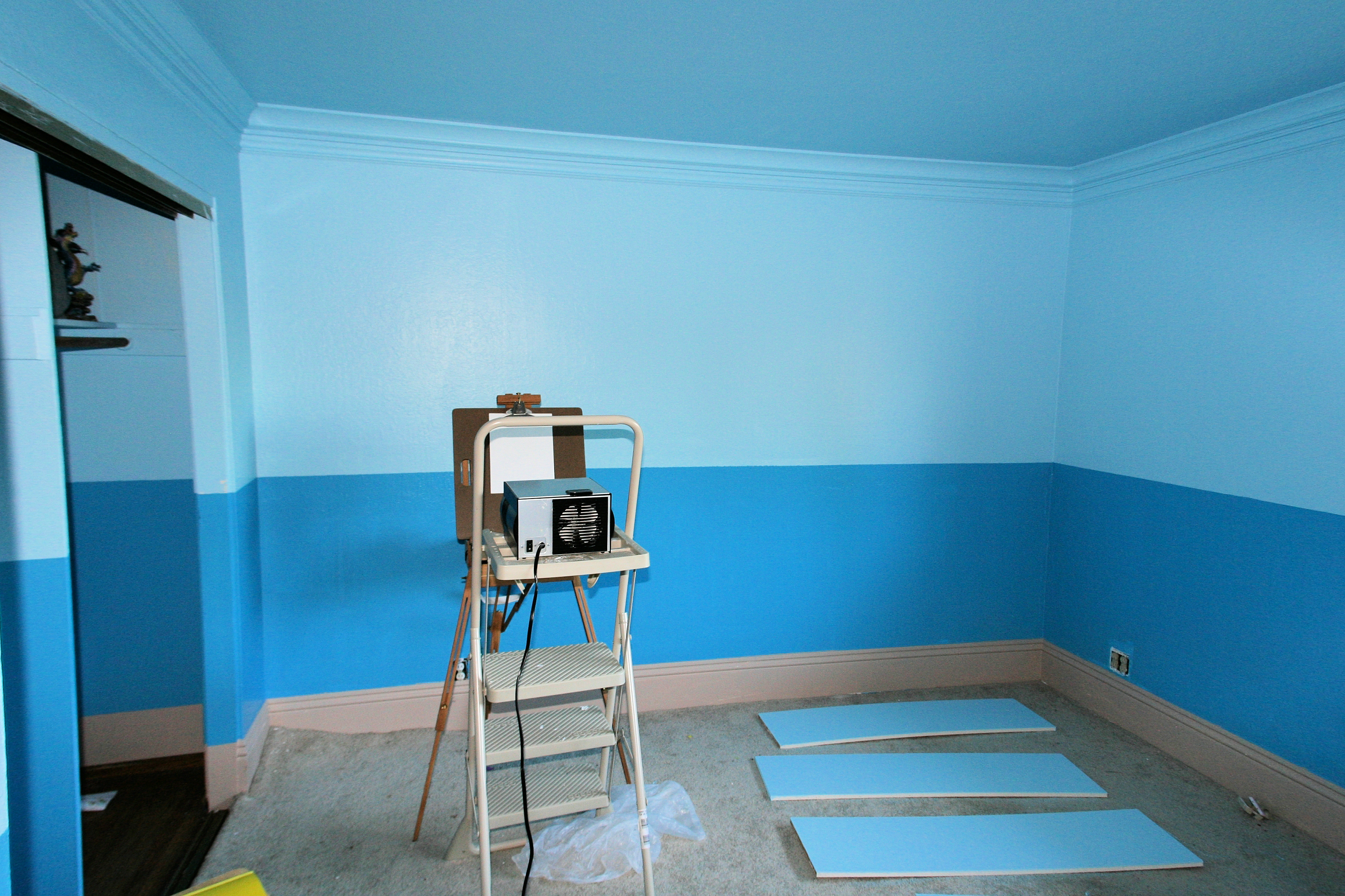 Blue Painted Room Home Design Bold Blue Paint Bedroom